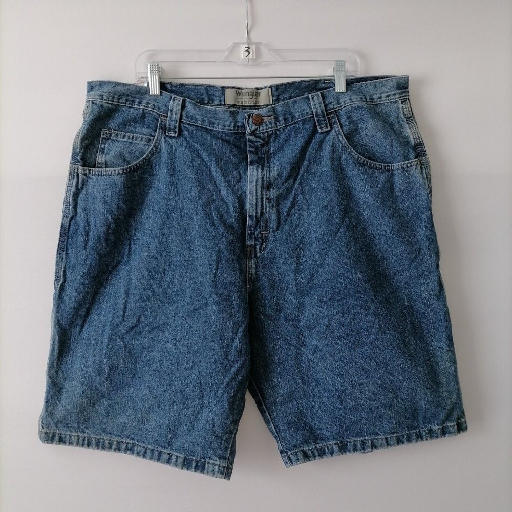 Wrangler Authentics Mens High Rise Casual Denim Carpenter Shorts Size 42